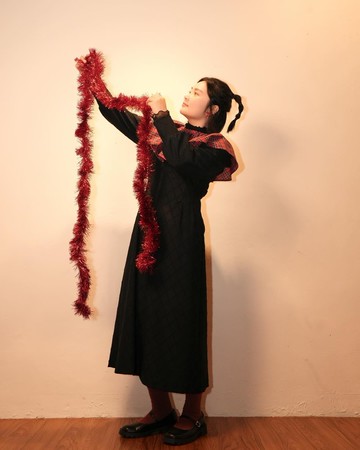 Merry Christmas - 圓領蓬袖打褶洋裝