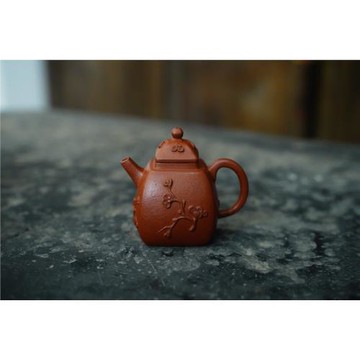 90年臺定紫砂壺 四方印花全手工刻梅花 原礦粗砂大紅袍泥小品方器