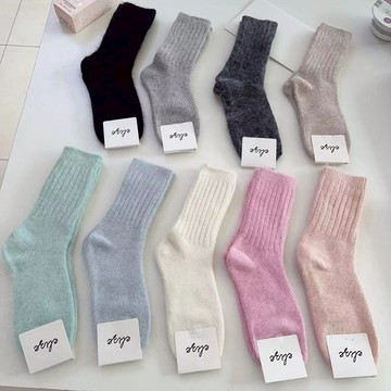 中筒襪 韓國製兔毛中筒襪 女士秋冬加厚保暖襪 柔軟親膚百搭襪 韓版氣質穿搭中筒襪 溫柔時尚襪款 台灣賣家 台灣出貨