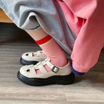 小碼涼鞋女313233真皮包頭2022年新款復古學院風夏季厚底羅馬鞋34