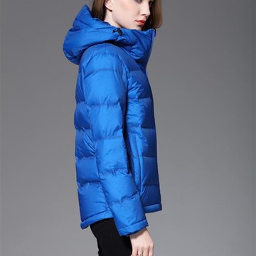 羽絨服女短款2024新款冬季時尚加厚修身連帽冬裝90白鴨絨外套大碼