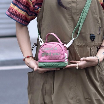 趣趣餅干包 洗漱化妝收納手提包 可愛側背斜挎包 蜜桃抹茶 S碼