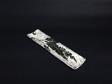 植物剔花臥香盤 (黑)