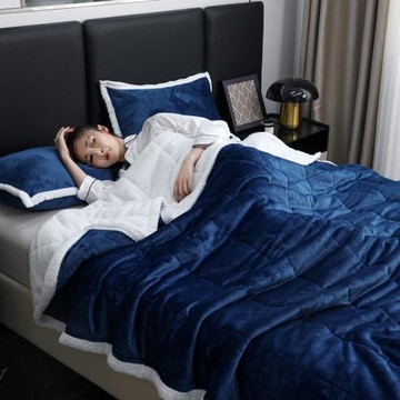 2025新款牛奶絨貝貝絨夾棉三層毯四季簡約午休毯經典千鳥格北歐