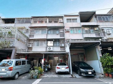 仁武仁雄商圈臨路騎樓透天臨12米路大地坪62501｜高雄市仁武區澄仁東街