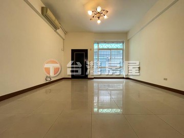 永康近永信國小朝南中庭花園車墅｜台南市永康區永二街