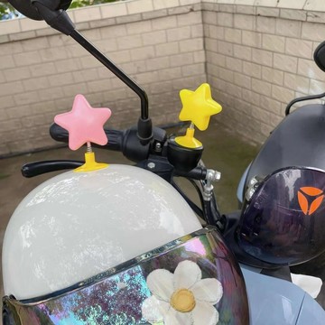 【臺灣出貨】電動車裝飾小擺件電瓶車貓耳朵竹蜻蜓幸運星頭盔裝飾摩托車通用