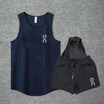 男跑步體育生田徑訓練服速幹運動套裝男馬拉松網眼背心帶內襯三分褲