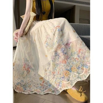 法式蕾絲刺繡鏤空半身裙女夏季高腰遮胯顯瘦a字大擺傘裙碎花長裙