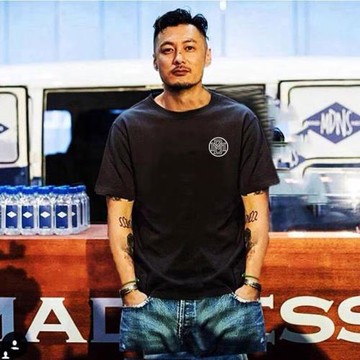 男士短袖t恤純棉夏季百搭半袖體恤潮黑白色圓領上衣服打底衫男裝