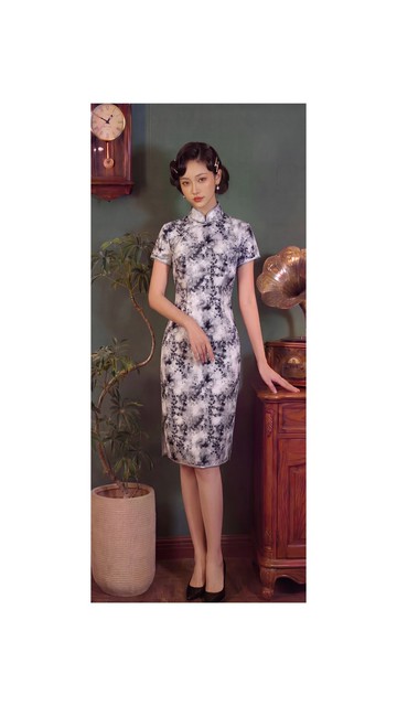 【VINTAGE 悅裳】新式改良復古旗袍  黑色小花短旗袍