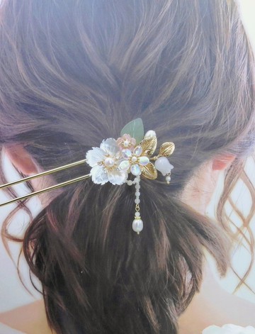 檸檬手作髮飾  白蝶貝山茶花髮簪