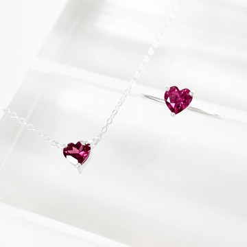 【2入飾品禮盒】心形玫瑰榴石純銀項鍊及戒指組合 禮盒