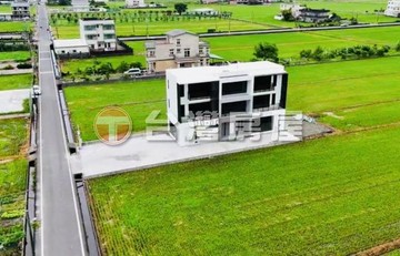 【精選高ＣＰ農舍】中道旁電梯農舍｜宜蘭縣壯圍鄉功勞路