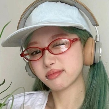 無用良品 動漫小框眼鏡 網紅同款日系 日韓小框眼鏡 COS 二次元女眼鏡框架 禦姐拍照造型 歐美復古 Y2K 辣妹眼鏡