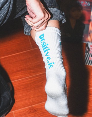 【質感生活】Positive.台灣精梳棉 積極魂中筒襪