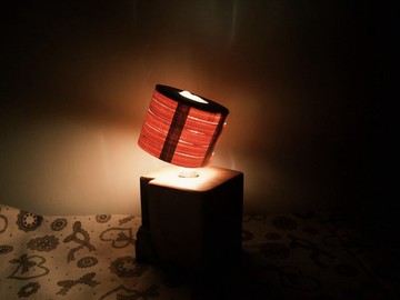 靜 • Serene 實木手工雕刻夜燈