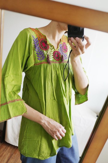 Vintage 墨西哥手工立體花朵刺繡Chiapas上衣