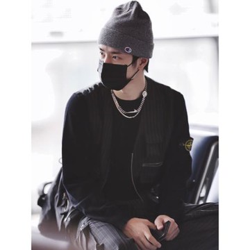 王一博同款項鏈男簡約個性街頭潮流笑臉對勾字母麻花鏈女情侶鈦鋼