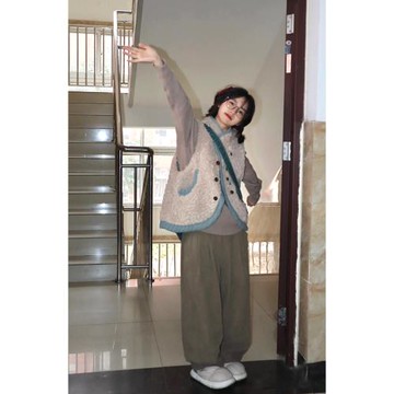 日系復古減齡疊穿羊羔毛馬甲外套女秋冬小眾洋氣休閑加厚馬夾背心