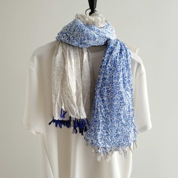 Vavisoo 小碎花流蘇圍巾  藍色  Free(103 x 182 cm)