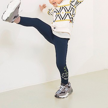 OB嚴選-13度WARM++超進化恐龍印花高彈力發熱內搭褲