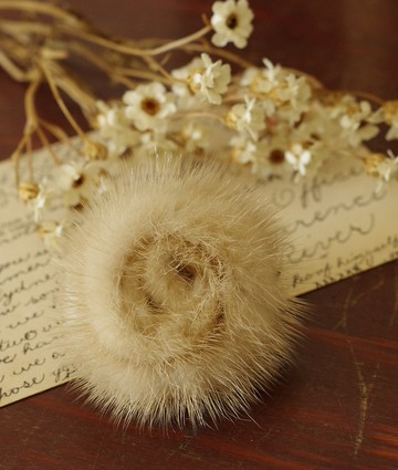 古董復古毛茸茸人造皮草別針胸針 B1739