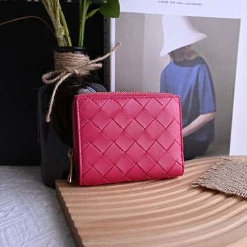 BOTTEGA VENETA 經典編織小羊皮釦式零錢短夾(桃粉)