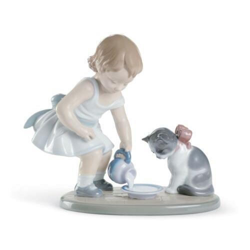 リヤドロ Lladro Kitty's Breakfast Time Figurine 01008498