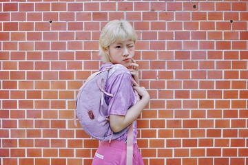【DOUGHNUT】防潑水 肩背/斜背 澎澎半月包 蝴蝶結 穿搭-紫x粉 SE