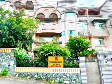 仁武觀山賞景渡假別墅(1)｜高雄市仁武區綠園新村