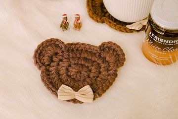 簡約 橫紋蝴蝶結 熊熊杯墊 純手工 編織杯墊 暖咖啡 四入一組