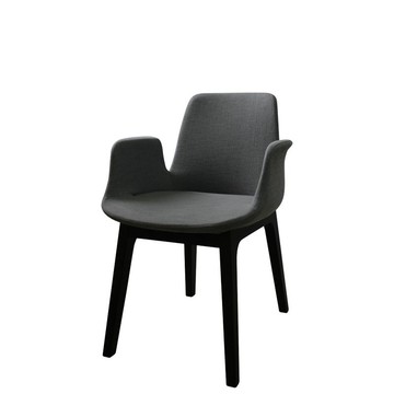 展示品出清 / 9027-1 柔軟舒適的扶手椅