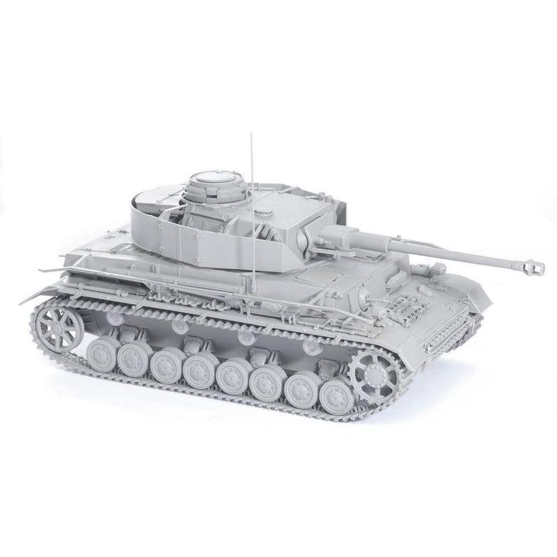 サイバーホビー 1/35 WW.II ドイツ軍 IV号戦車G型 1943年 4月-5月生産