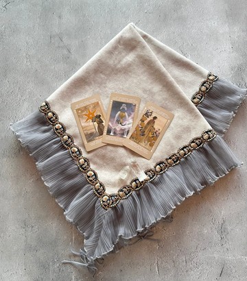 奢華　由日本占卜師　純手工製作的　塔羅牌桌布　Made in JAPAN