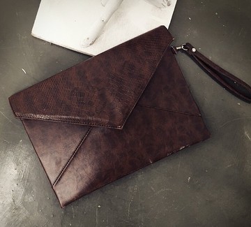 【JP.美日韓】　韓國質感　獨家進口　蛇紋　蛇皮　手拿包　文件包　男　