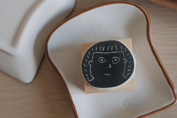 【手刻印章】你們這些奇怪的人類 04 圓臉女孩