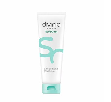 Divinia 蒂芬妮亞 小蘇打超綿感洗顏泥 100g