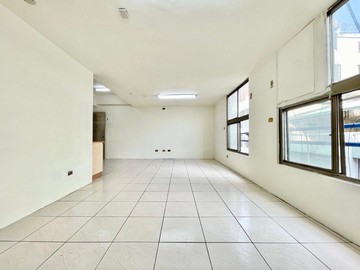 居仁國中第二市場格局方正寬敞採光明亮可隔1房1廳｜台中市中區台灣大道一段