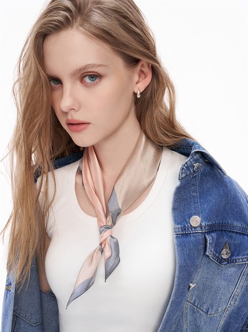 柔和色調幾何愛心真絲絲巾