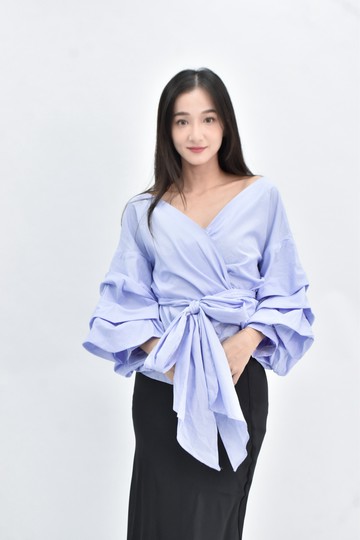 (L) luxe 格子藍色長袖上衣