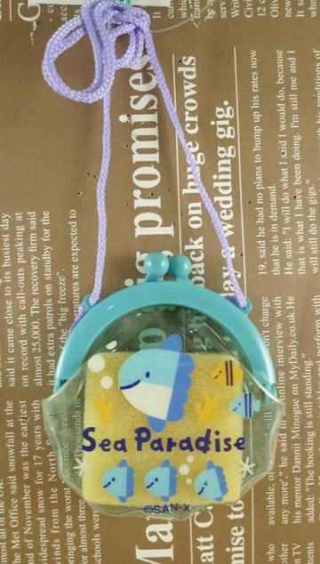 【震撼精品百貨】San-X動物家族 魚 珠扣零錢包附繩-藍 震撼日式精品百貨