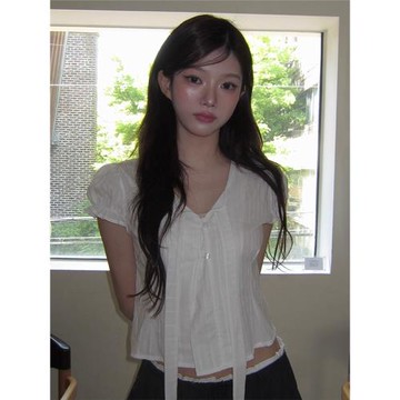 白色泡泡袖短袖襯衫女小個子夏韓系chic別致飄帶v領收腰短款上衣