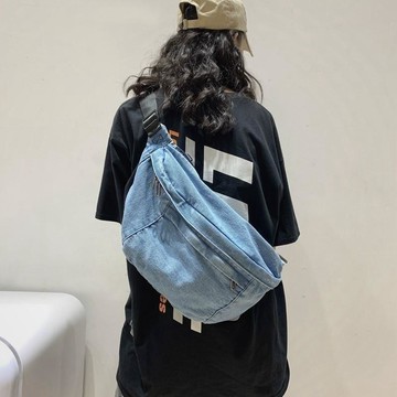 熱銷🎁爆款港風原宿復古撞色牛仔胸包大容量牛仔斜挎包 大容量斜背包 斜挎包 側肩包 韓系側背包 斜包