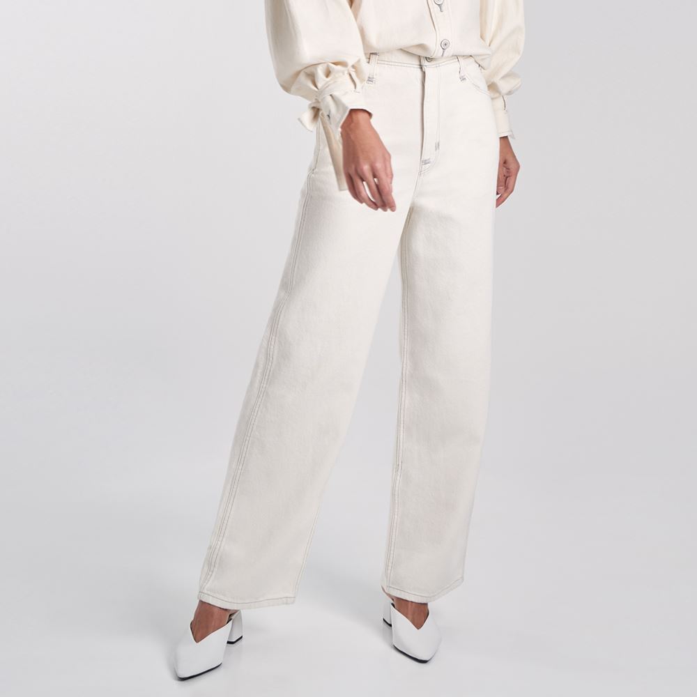 Levis Red 工裝手稿風復刻再造 女款 High Loose 復古超高腰牛仔寬褲 / 日系白 / 寒麻纖維 熱賣單品