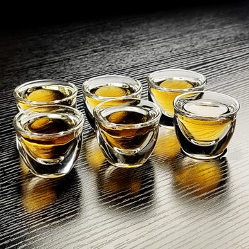 2025新款玻璃小酒杯茶杯酒盅高顏值白酒杯高級感高端精致個性創意