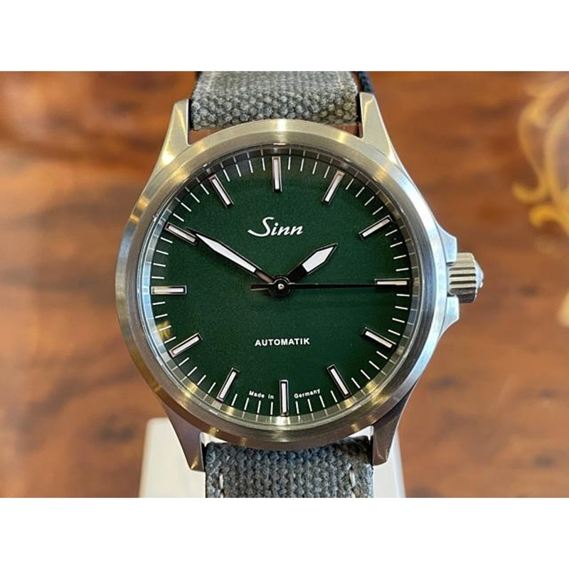 SINN 556.EG 世界限定400本 Emerald Green（エメラルドグリーン