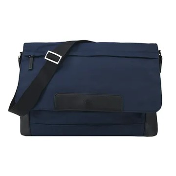 agnes b. 皮革壓紋LOGO尼龍斜背包-大藍