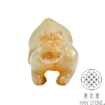 【漢石齋】天然和田玉 瑞獸小擺件 沁色白玉(63*29*26mm)
