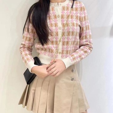 元品質菱格單排扣軟糯針織開衫
